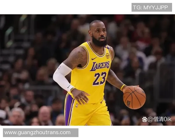 2012年季后赛湖人与雷霆的激烈对决回顾与分析