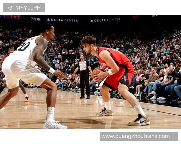 NBA季后赛火箭对爵士精彩直播全程回顾与分析