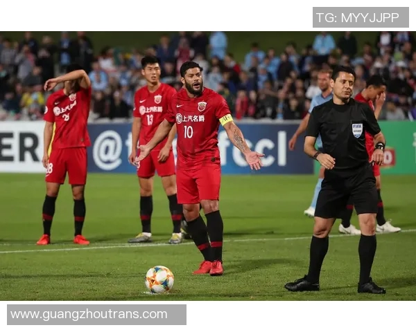 上海上港对阵悉尼直播精彩瞬间回顾与赛前分析全方位解读
