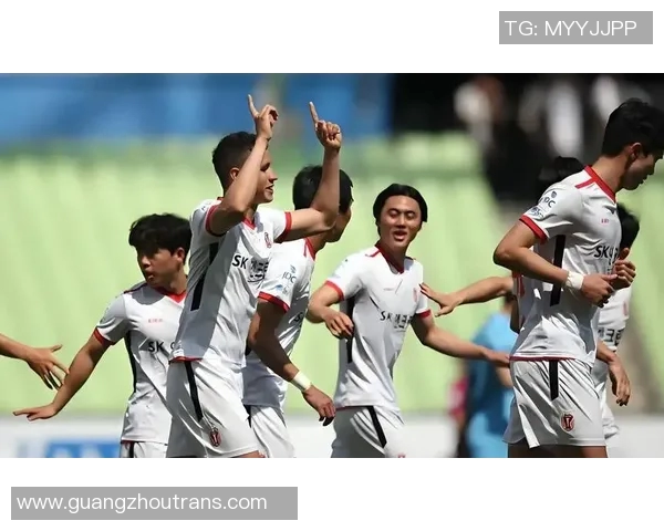 城南足球俱乐部迎战大田市民全力争胜的精彩对决即将上演 城南足球俱乐部迎战大田市民全力争胜的精彩对决即将上演