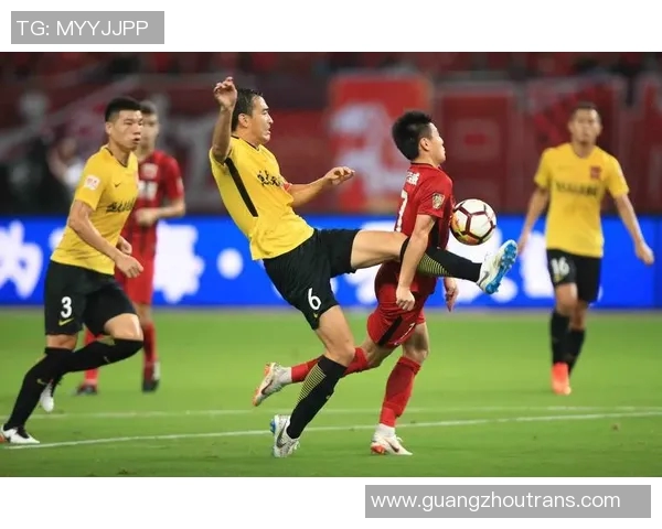 恒大与上港精彩对决重播回顾赛场瞬间再现激情与荣耀