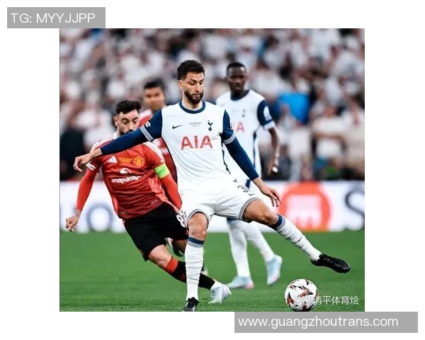 欧联杯与英超的较量谁能笑到最后揭示足球魅力与竞争的真谛 欧联杯与英超的较量谁能笑到最后揭示足球魅力与竞争的真谛