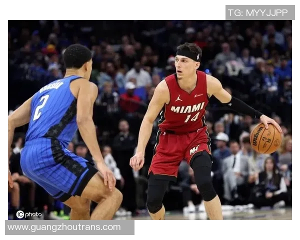 泰勒希罗在NBA赛季中的成长与挑战分析