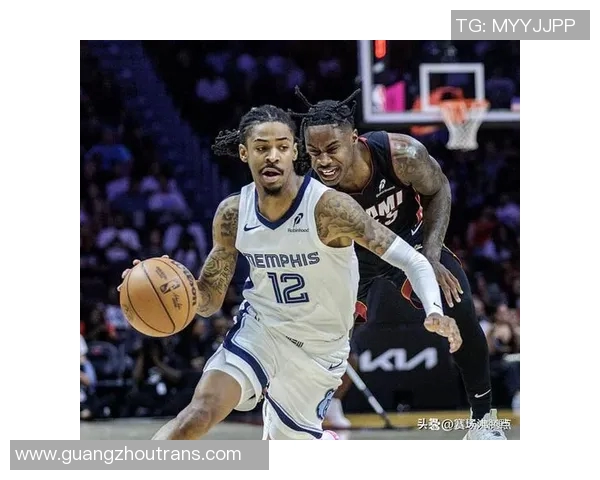 爵士与灰熊的对决谁能在这场激烈比赛中笑到最后 爵士与灰熊的对决谁能在这场激烈比赛中笑到最后