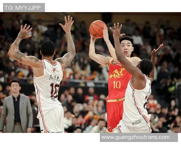 2018年广东队与青岛队精彩对决回顾直播盛况与赛场亮点分析