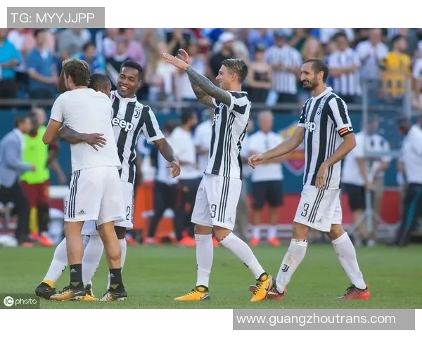 巴塞罗那与尤文图斯历史交锋记录分析与战绩回顾