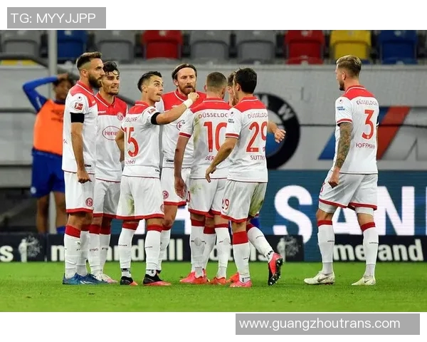 拜仁慕尼黑对阵杜塞尔多夫精彩直播全程回顾与赛后分析 拜仁慕尼黑对阵杜塞尔多夫精彩直播全程回顾与赛后分析