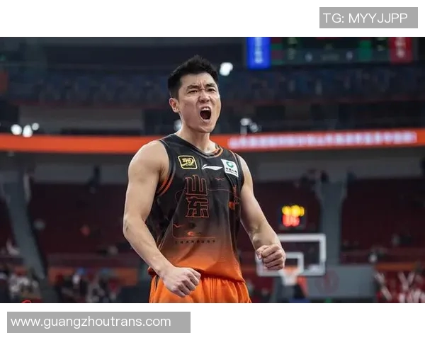 高诗岩的篮球之路：从青涩少年到赛场英雄的成长故事