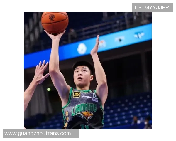 全运会男篮激战重庆对阵辽宁争夺荣耀之战精彩回顾与分析 全运会男篮激战重庆对阵辽宁争夺荣耀之战精彩回顾与分析