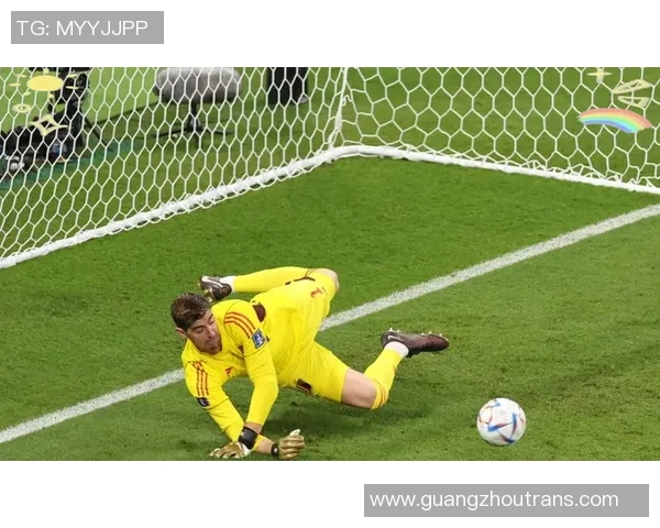 库尔图瓦的传奇之路:从青涩少年到世界顶级门将的蜕变与荣耀